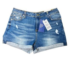 Love Tree Denim High-Waisted Jean Shorts - Size L Upgrade your summer wardrobe!